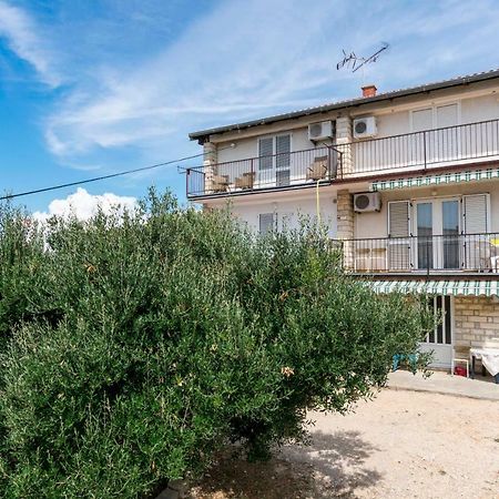 Apartment Palcic Primosten Exterior photo